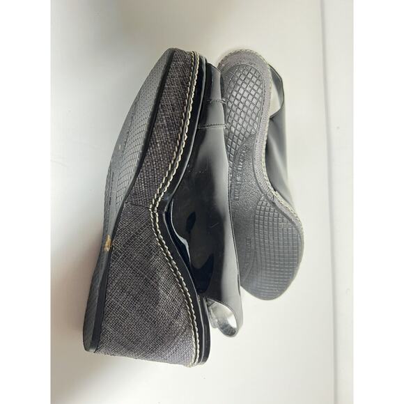 Stuart Weitzman EUC Black Patent Excise Slingback Open Toe Wedge Heel Size 8 M - Picture 7 of 7